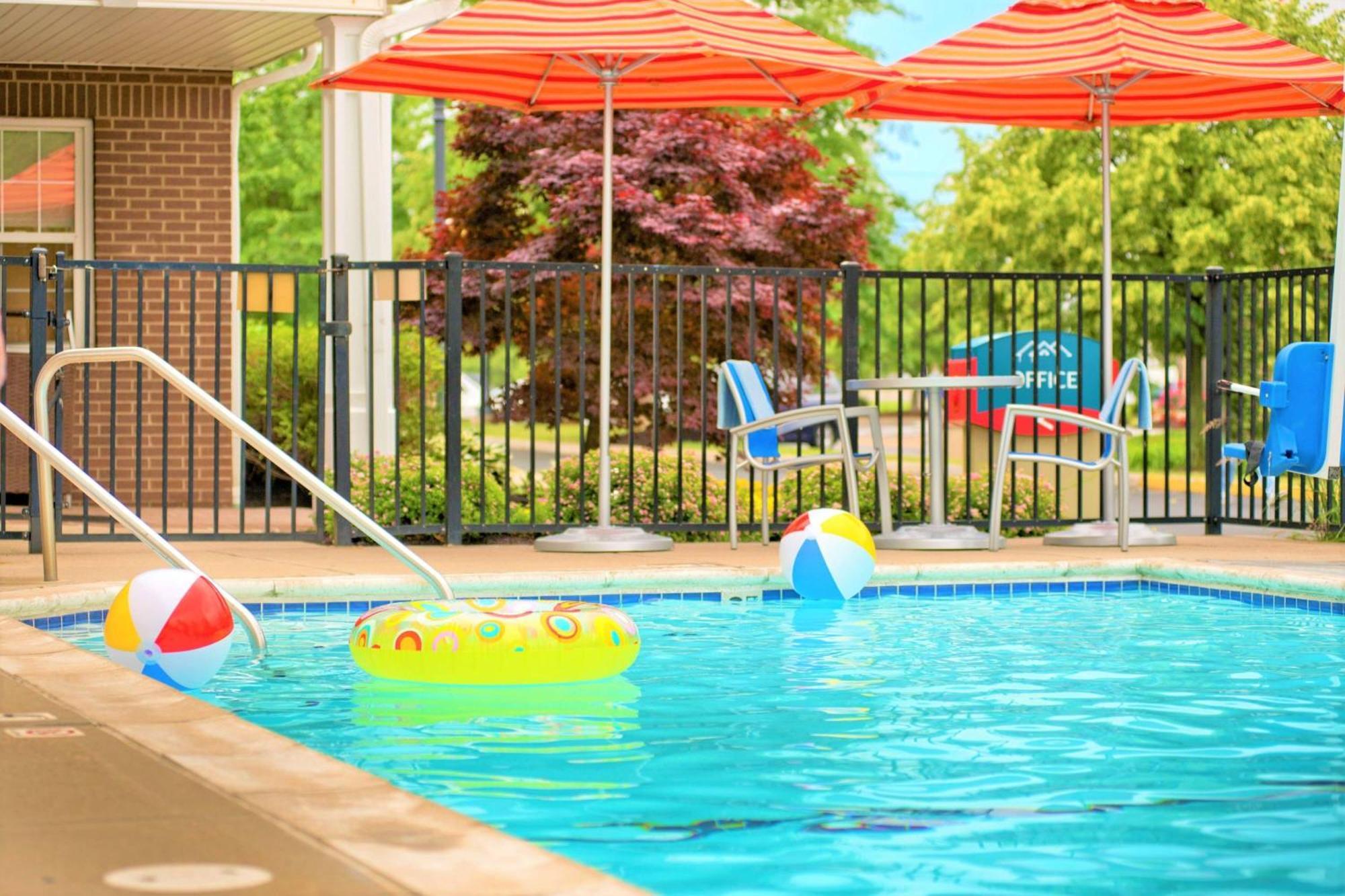 Towneplace Suites By Marriott Cleveland Westlake Bagian luar foto