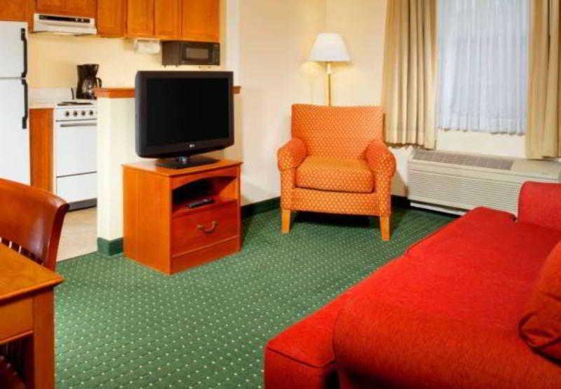 Towneplace Suites By Marriott Cleveland Westlake Bagian luar foto