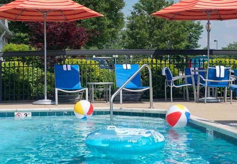 Towneplace Suites By Marriott Cleveland Westlake Bagian luar foto